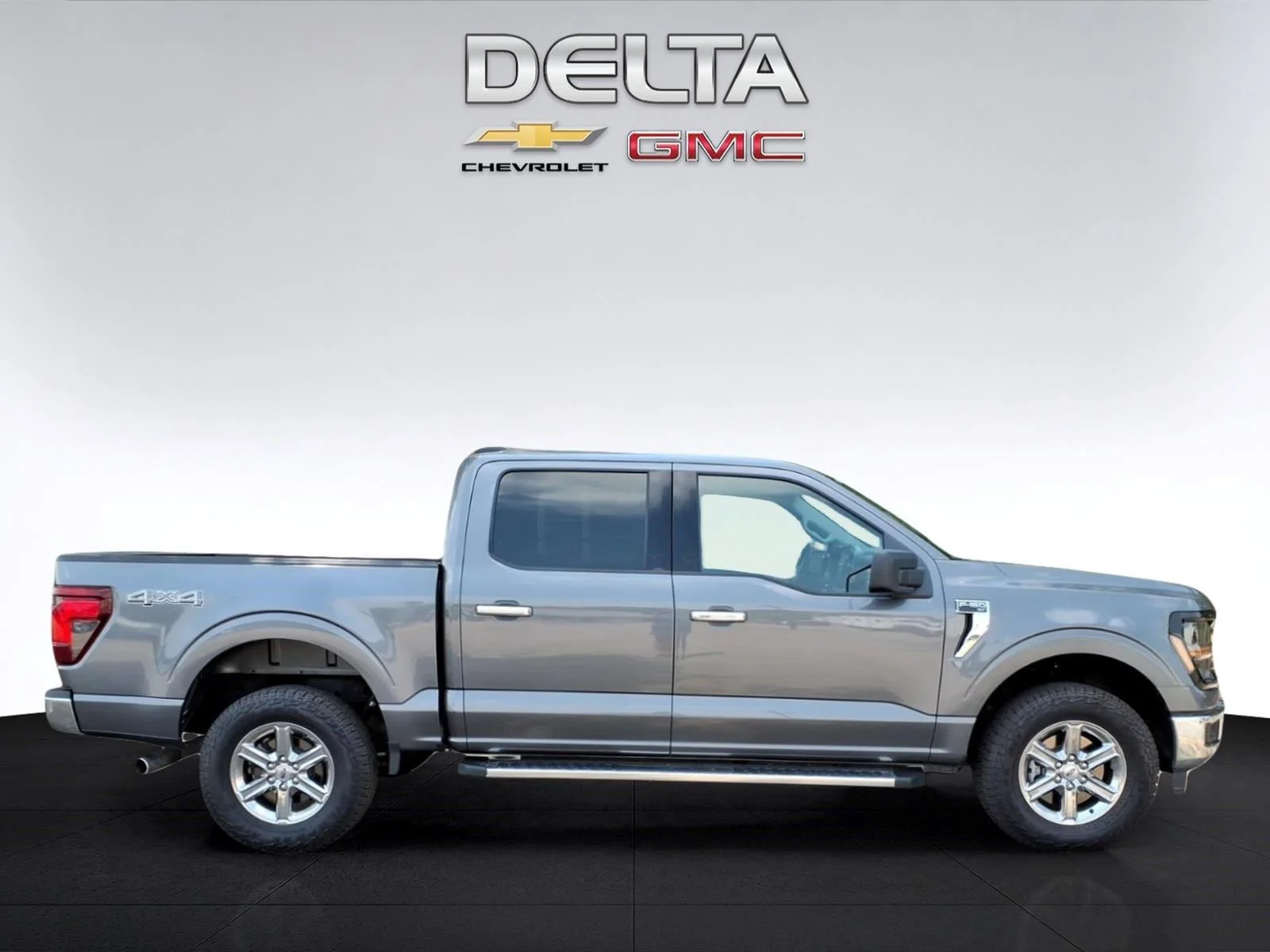 Used 2025  Ford XLT image 6