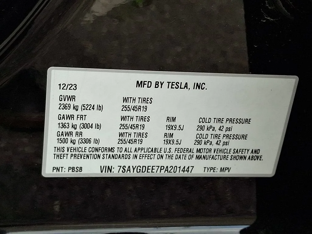 Used 2023  Tesla Long Range image 59