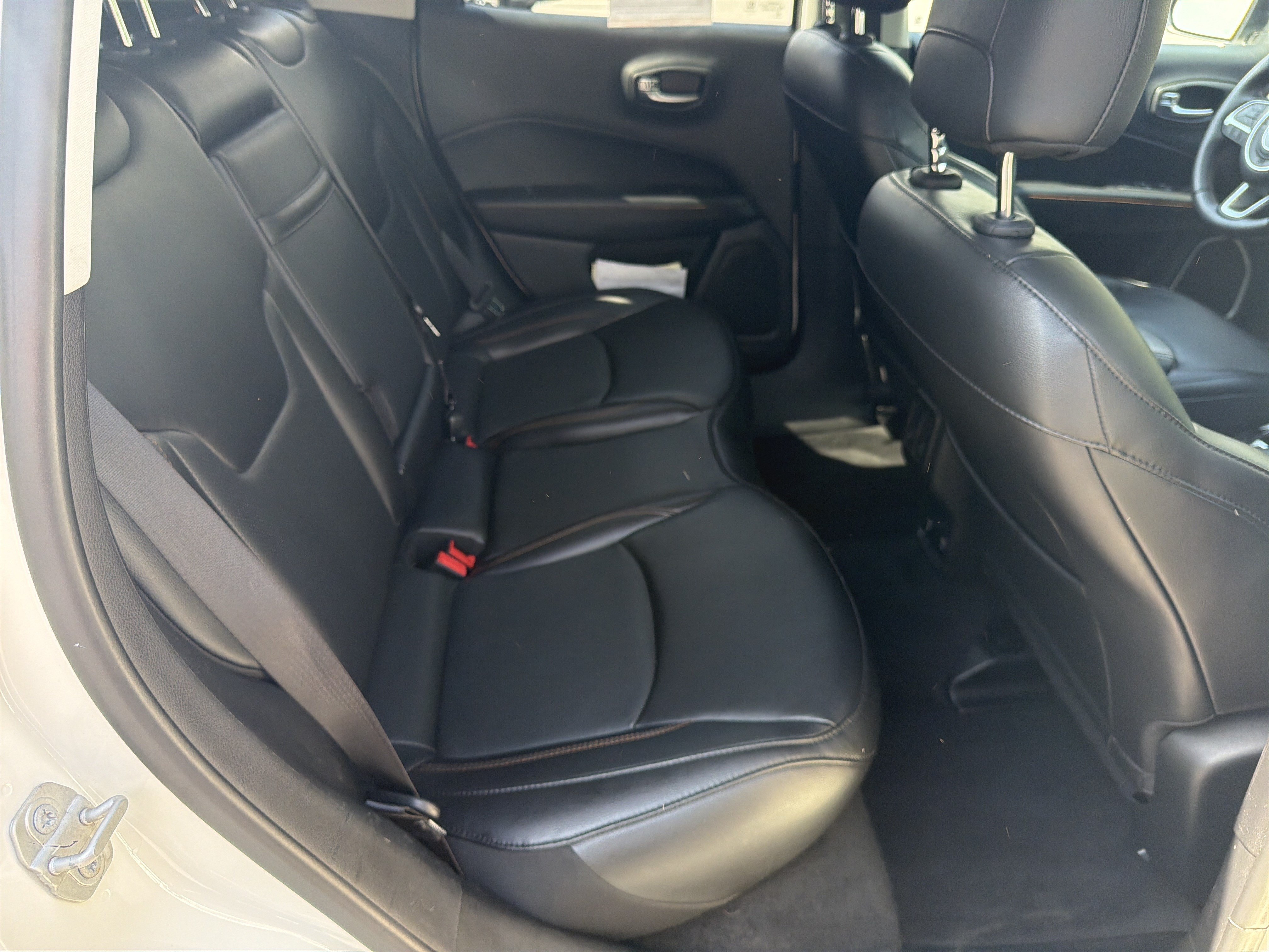 Used 2019 White Clearcoat Jeep Limited image 18