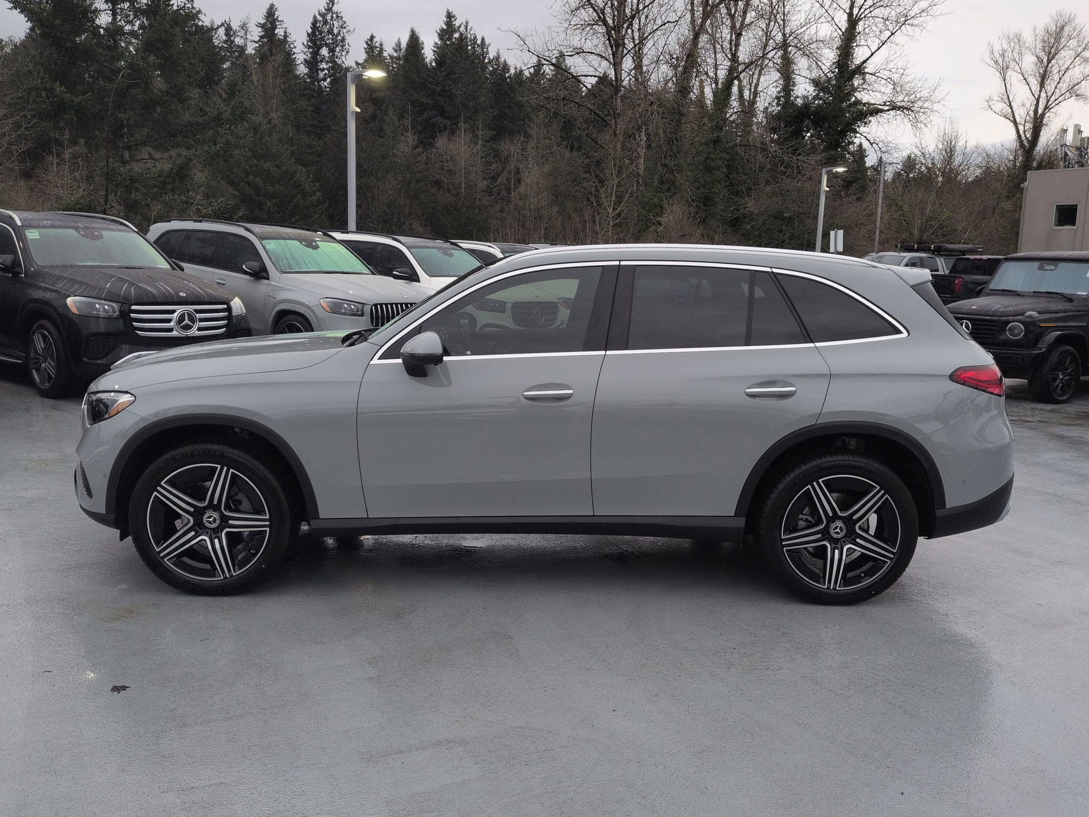 New 2026 MANUFAKTUR Alpine Grey Mercedes-Benz GLC 300 image 42