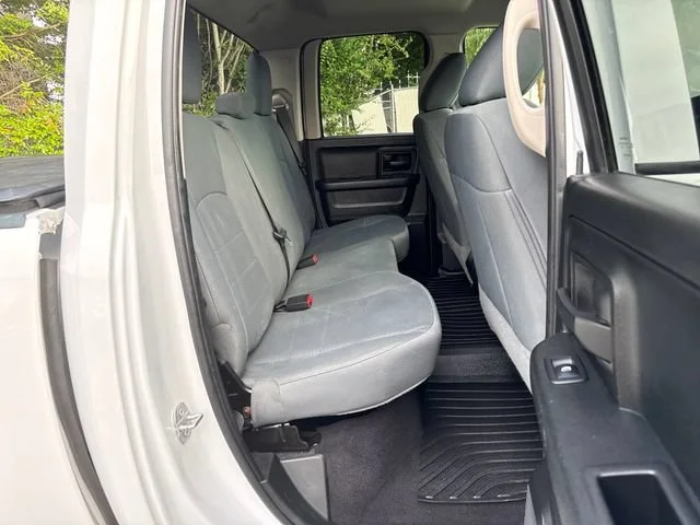 Used 2018 Bright White Clearcoat Ram Express image 10