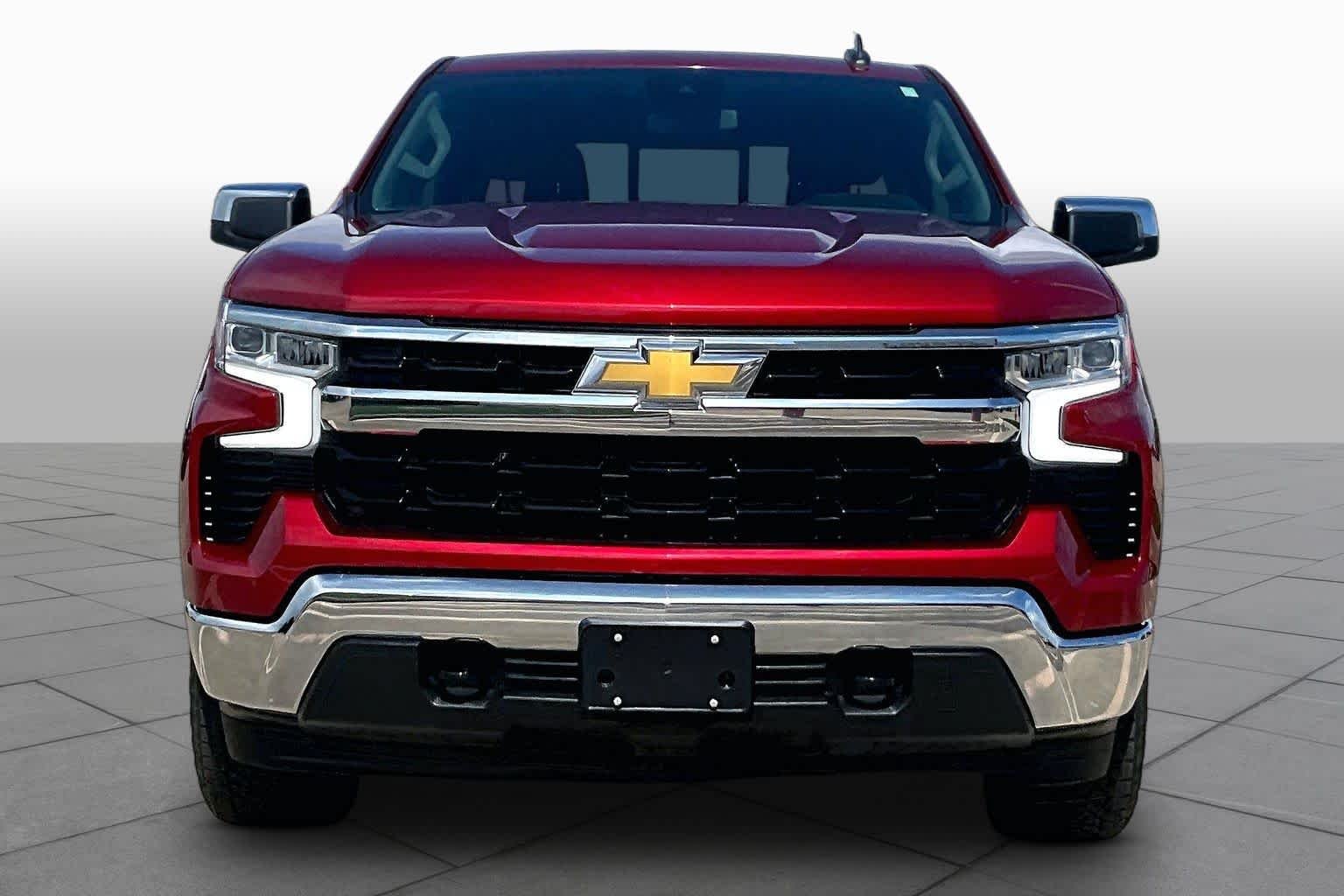 Used 2023 Radiant Red Tintcoat Chevrolet LT image 4