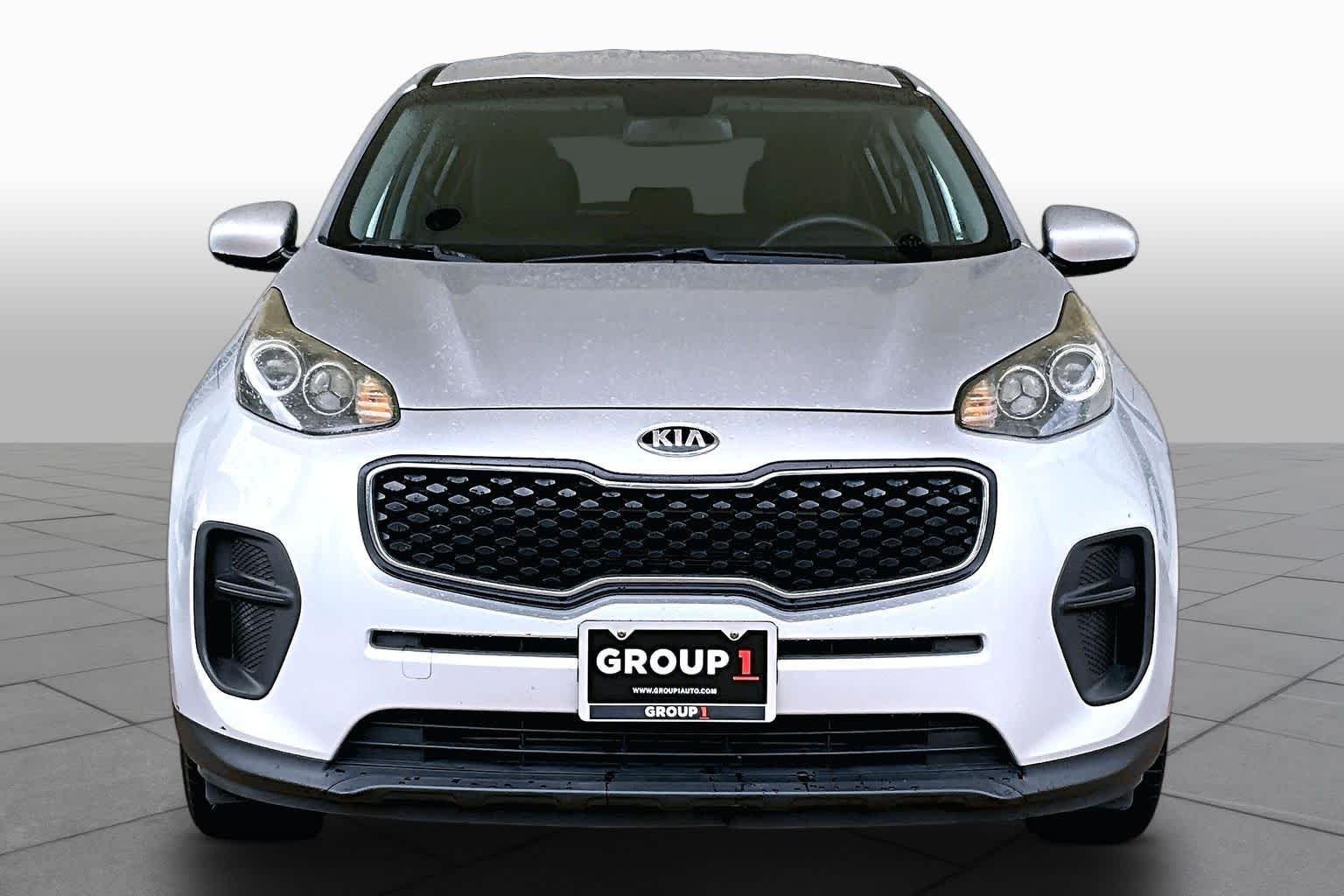 Pre-Owned 2017 Kia Sportage LX