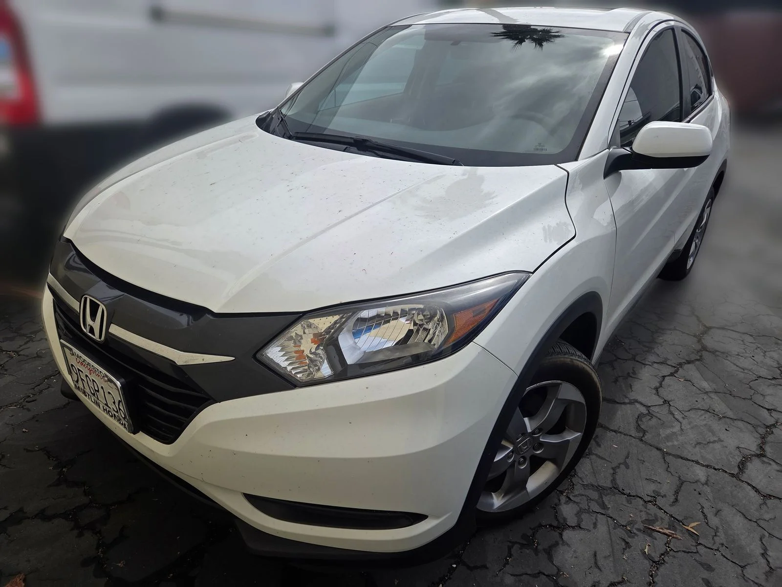 Used 2018 White Orchid Pearl Honda LX image 2