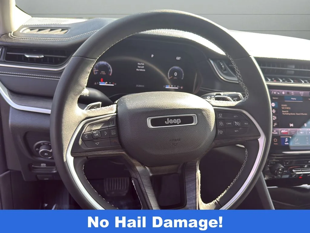Used 2023 Black Jeep Limited image 27