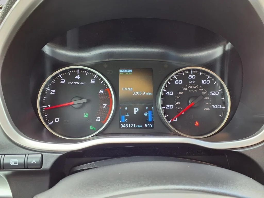 Used 2024 Black Mitsubishi  image 16