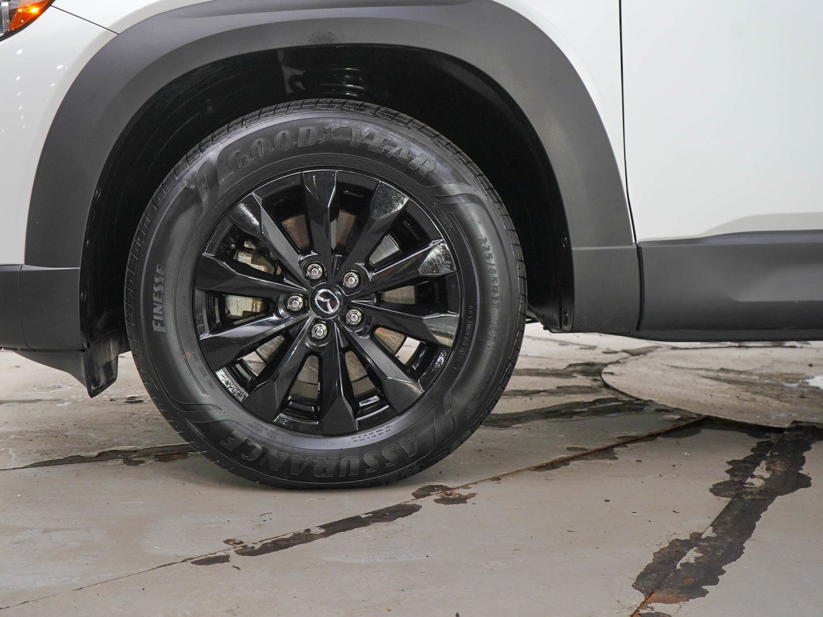 Used 2024 Wind Chill Pearl Mazda 2.5 S Premium Package image 24