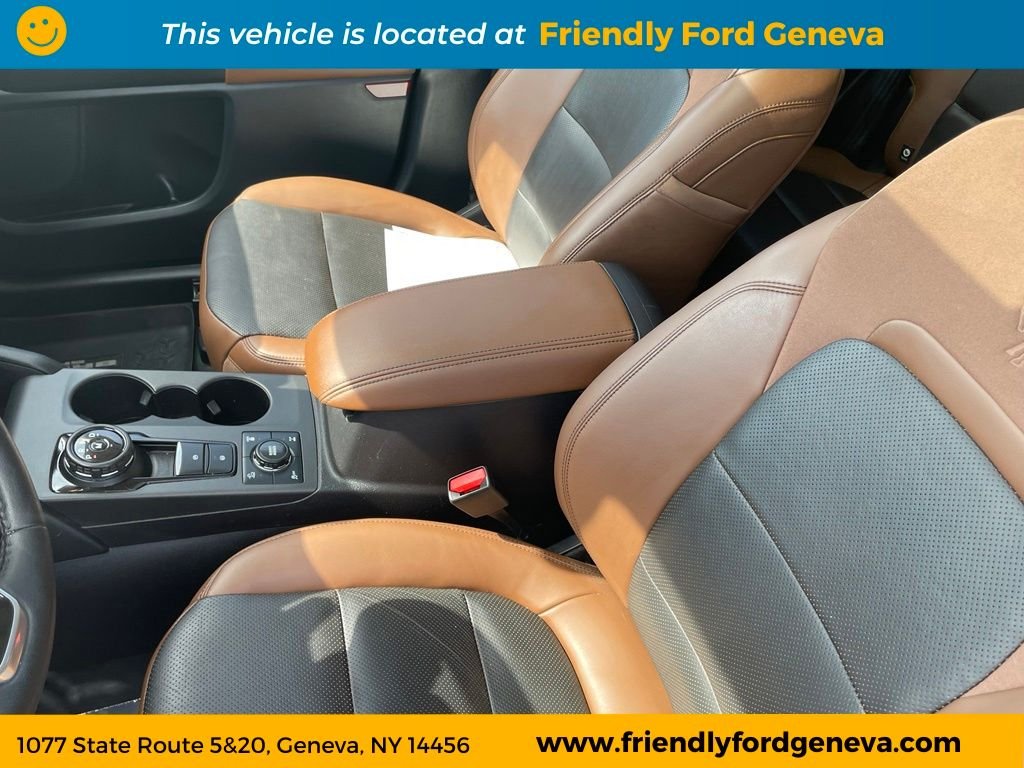 Used 2023 Orange Ford Badlands image 28