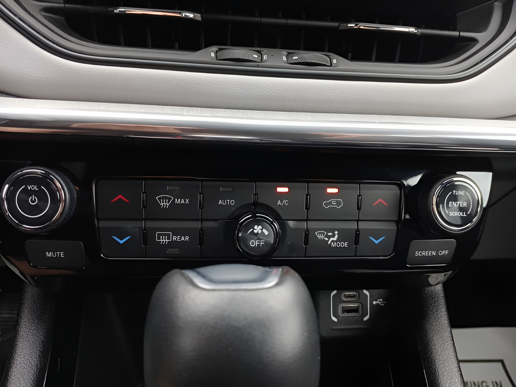 Used 2023 Gray Jeep Limited image 12