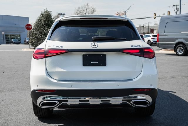 New 2026 Polar White Mercedes-Benz GLC 300 image 6