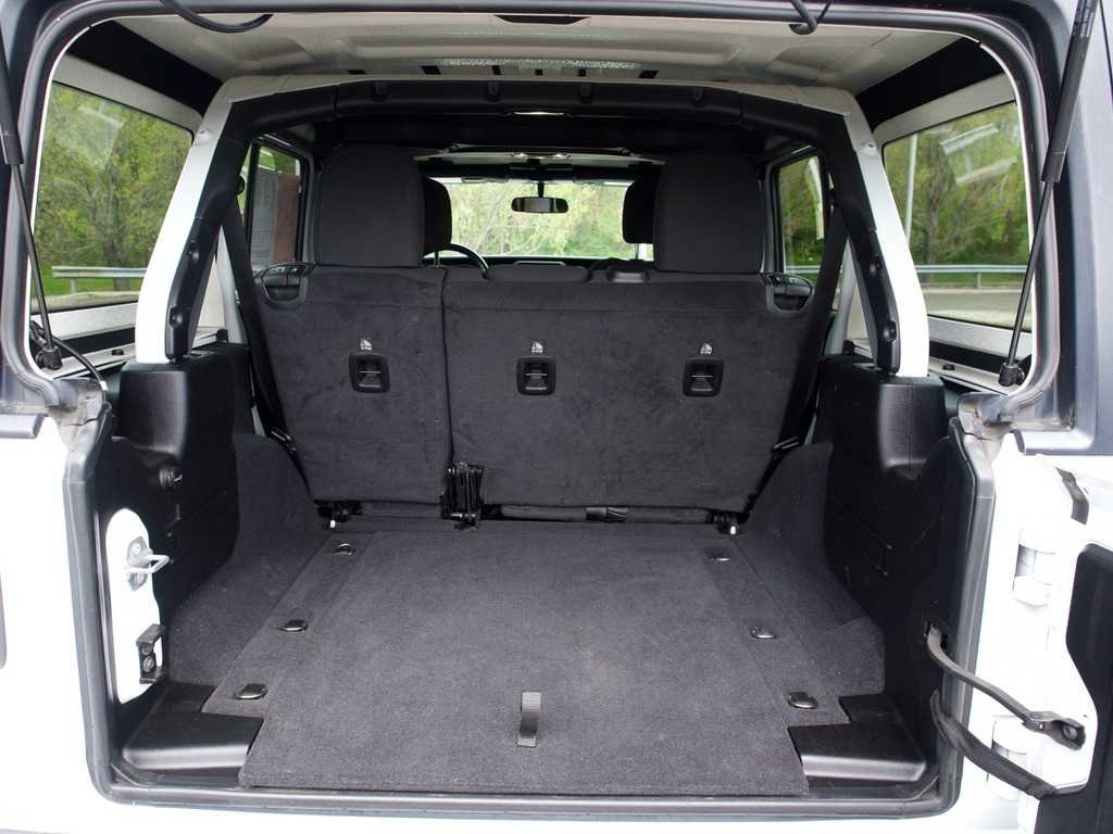 2021 Jeep Wrangler Unlimited Altitude - Photo 29
