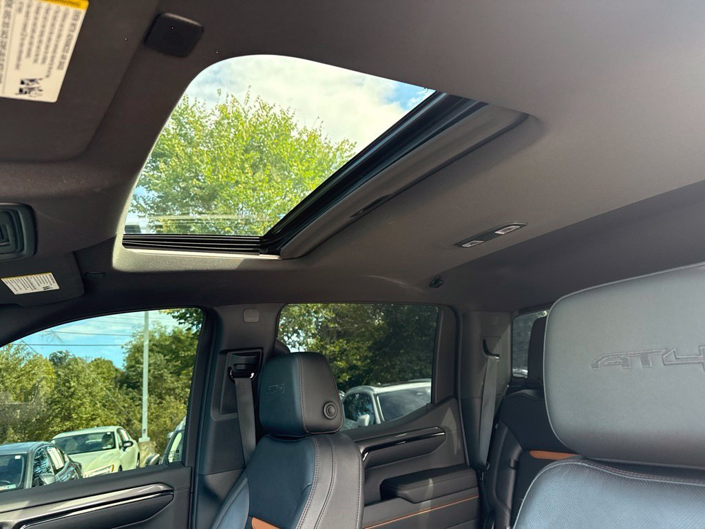 Used 2022 Onyx Black GMC AT4 image 16