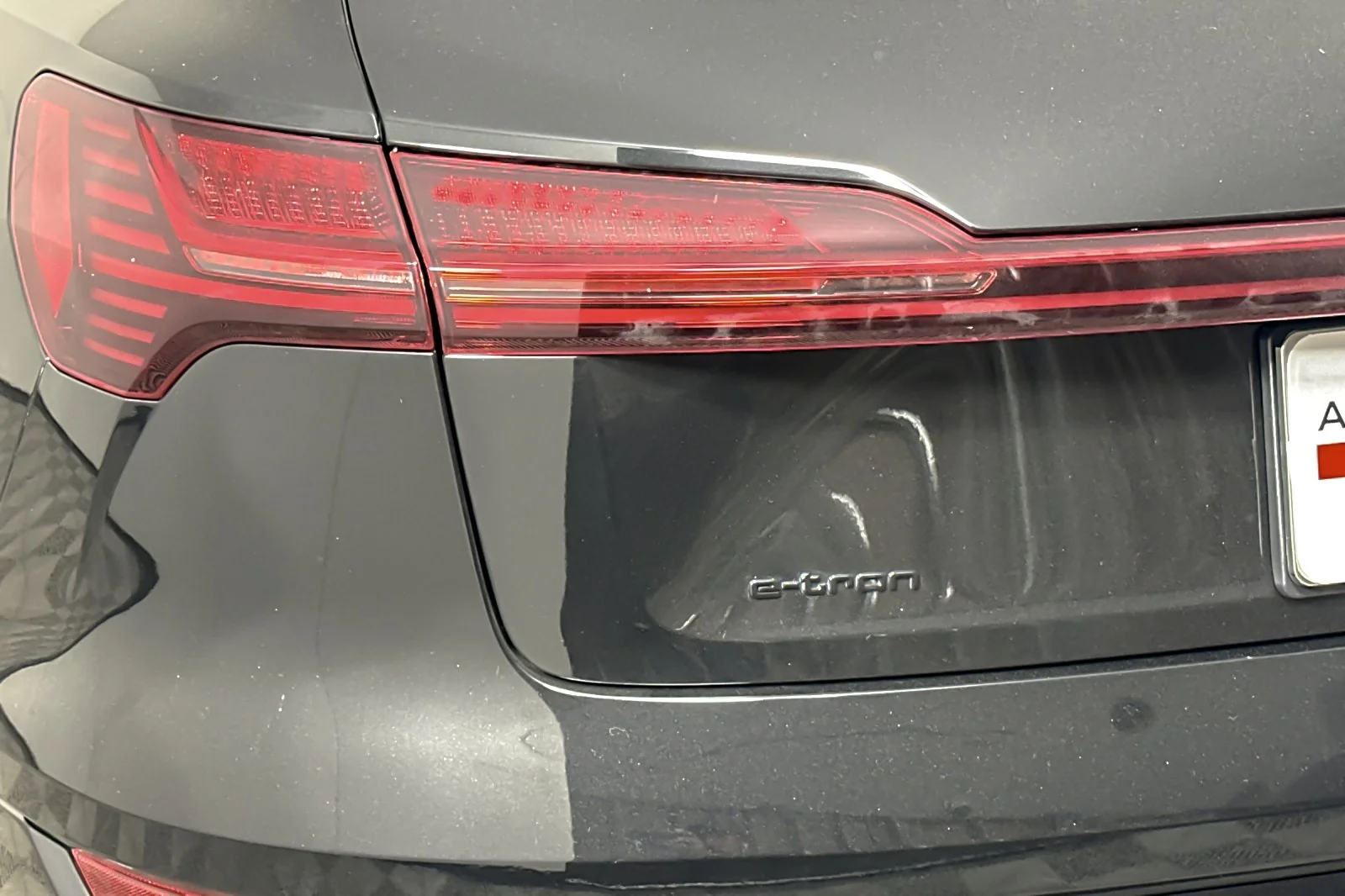 Used 2023 Mythos Black Metallic Audi Premium Plus quattro image 27