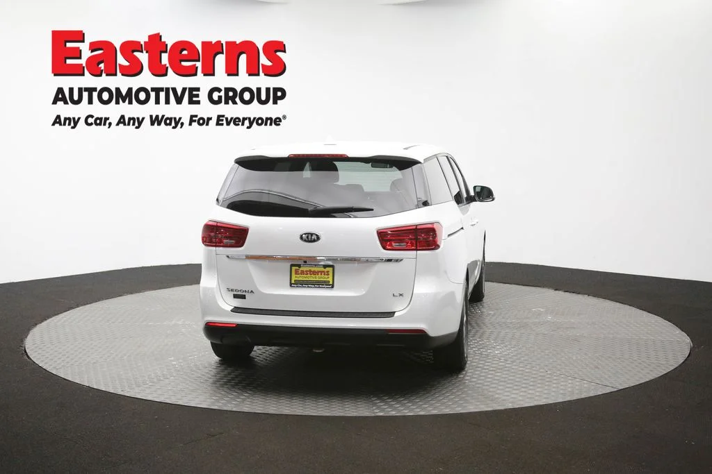 Used 2020 White Kia LX image 38