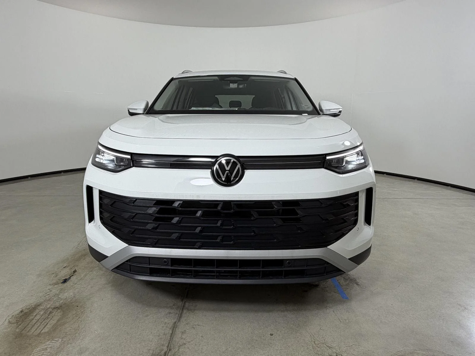 New 2026 Pure White Volkswagen S image 2