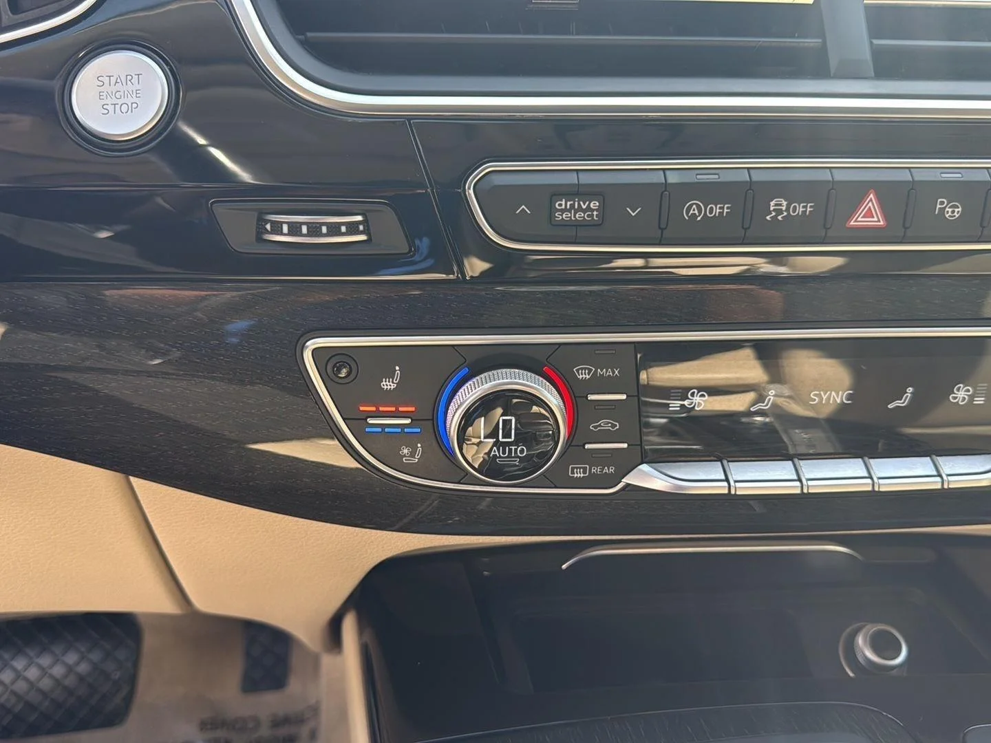 Used 2019 WHITE Audi Premium Plus image 21