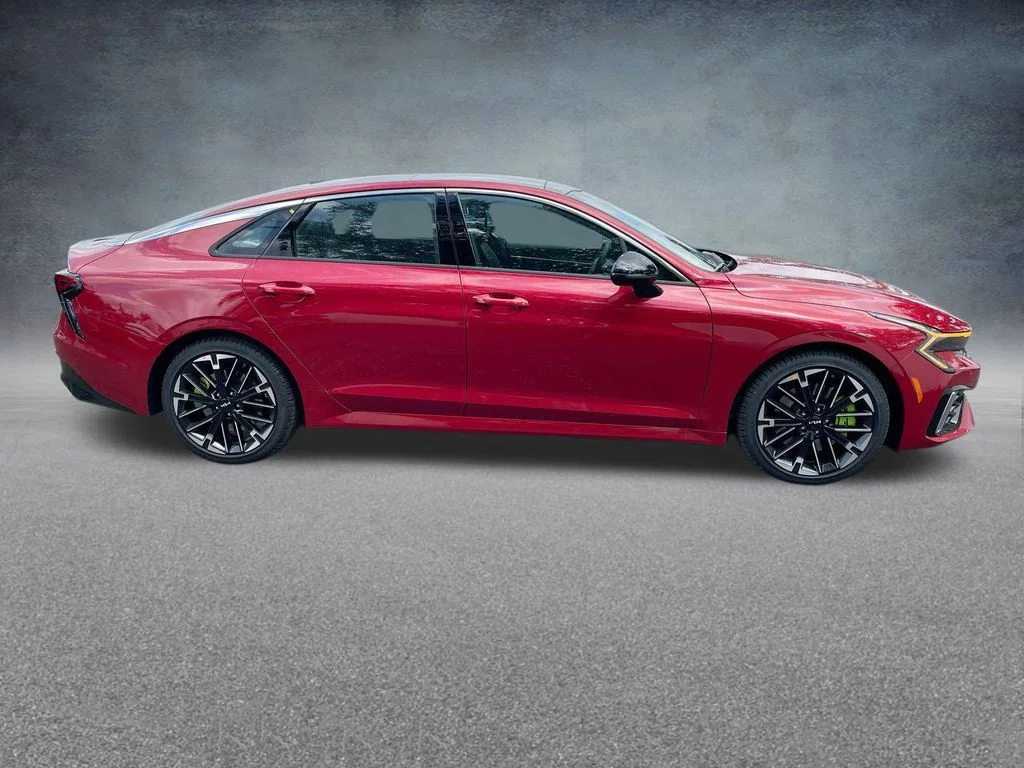 2026 Kia K5 GT - Photo 34