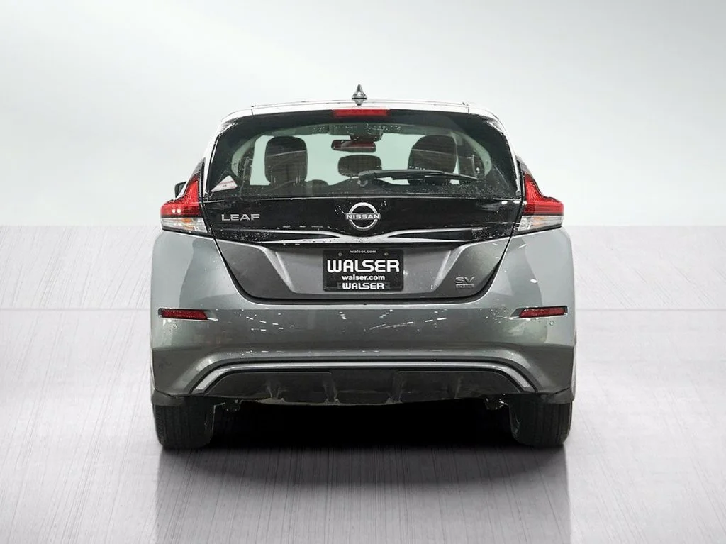Used 2024 Gun Metallic Nissan SV Plus image 5
