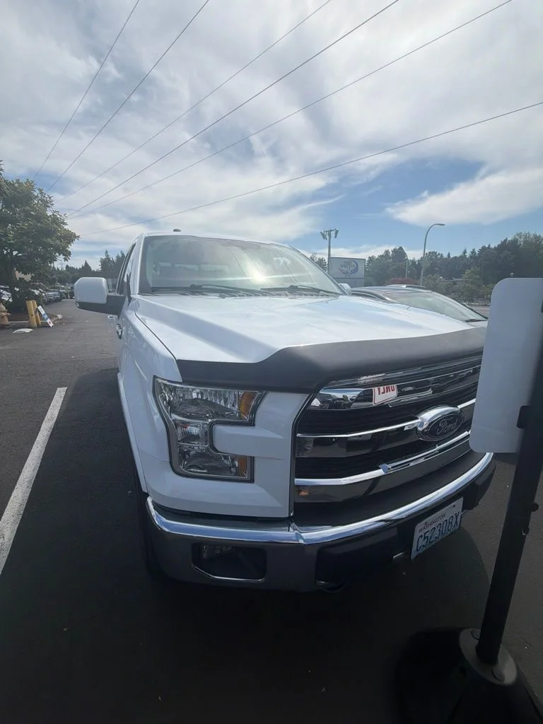 Used 2016 White Ford Lariat image 2