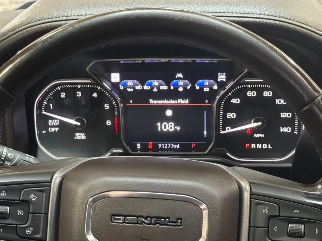Used 2020 Onyx Black GMC Denali image 26