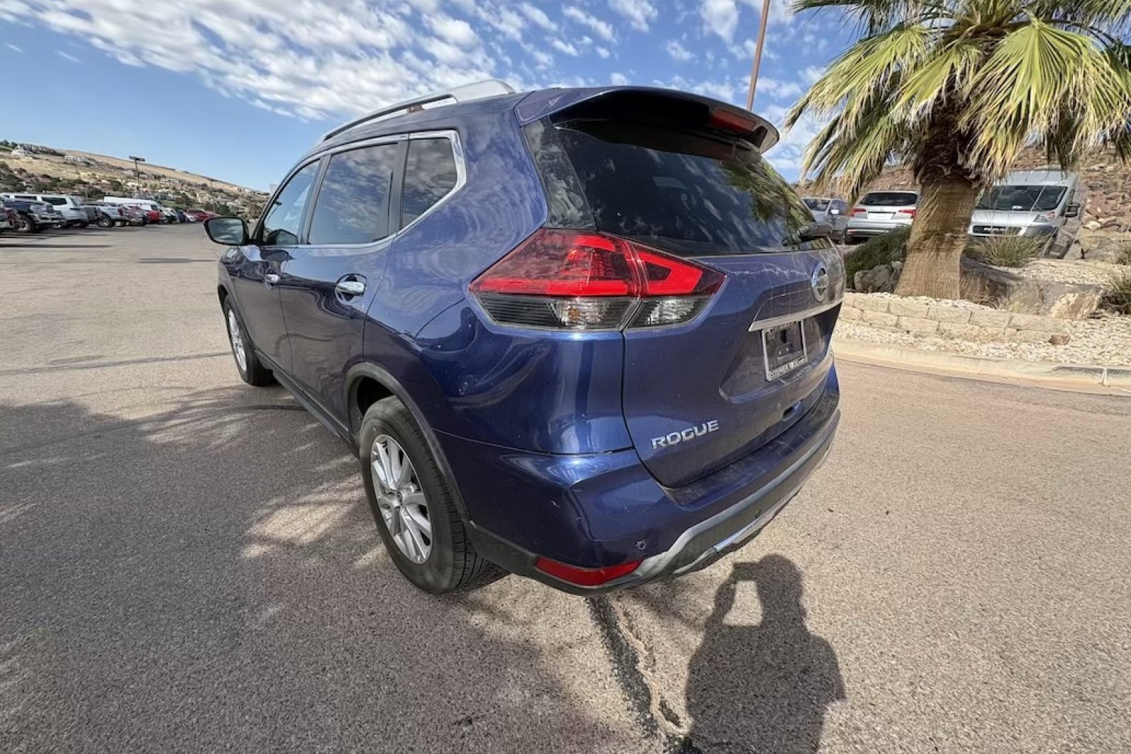 Used 2019 Caspian Blue Metallic Nissan SV image 3