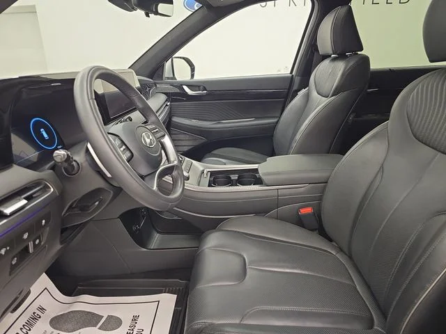 Used 2025 Silver Hyundai Calligraphy image 25