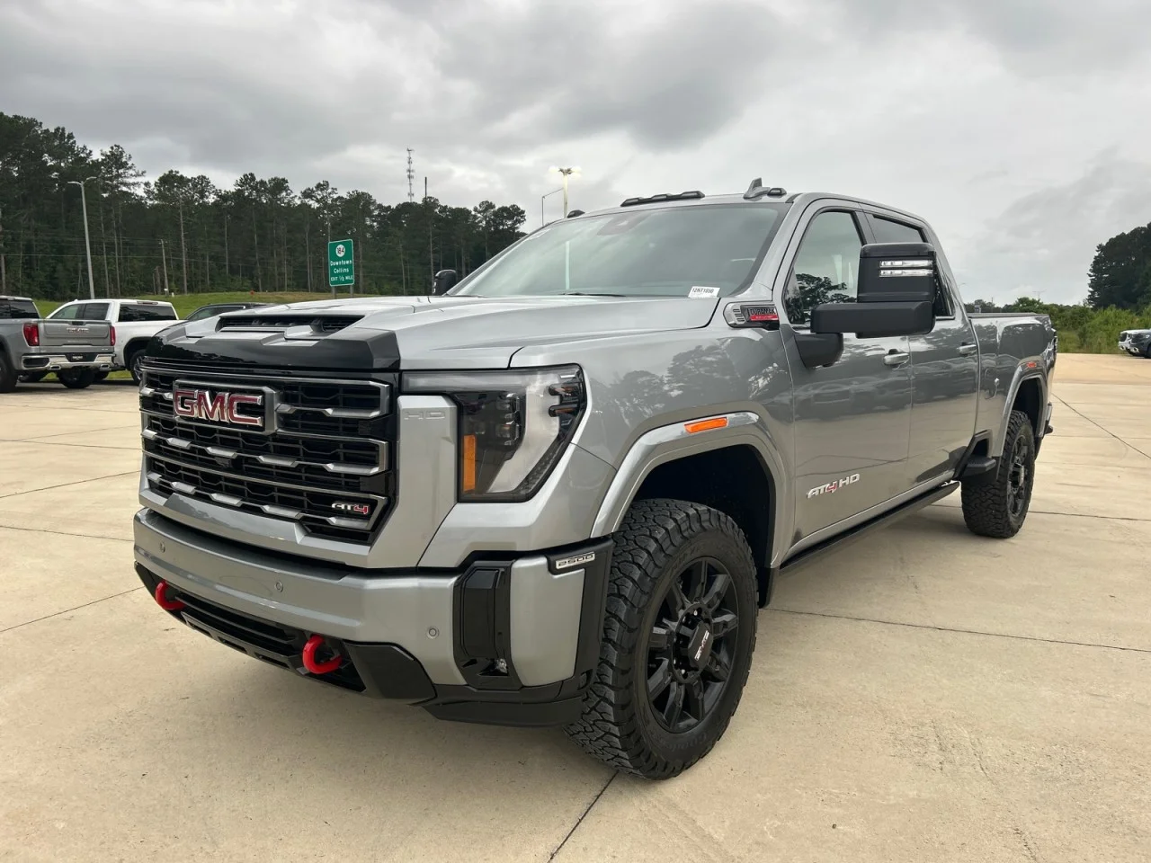 2026 GMC Sierra 4WD Crew Cab Standard Box AT4's photo