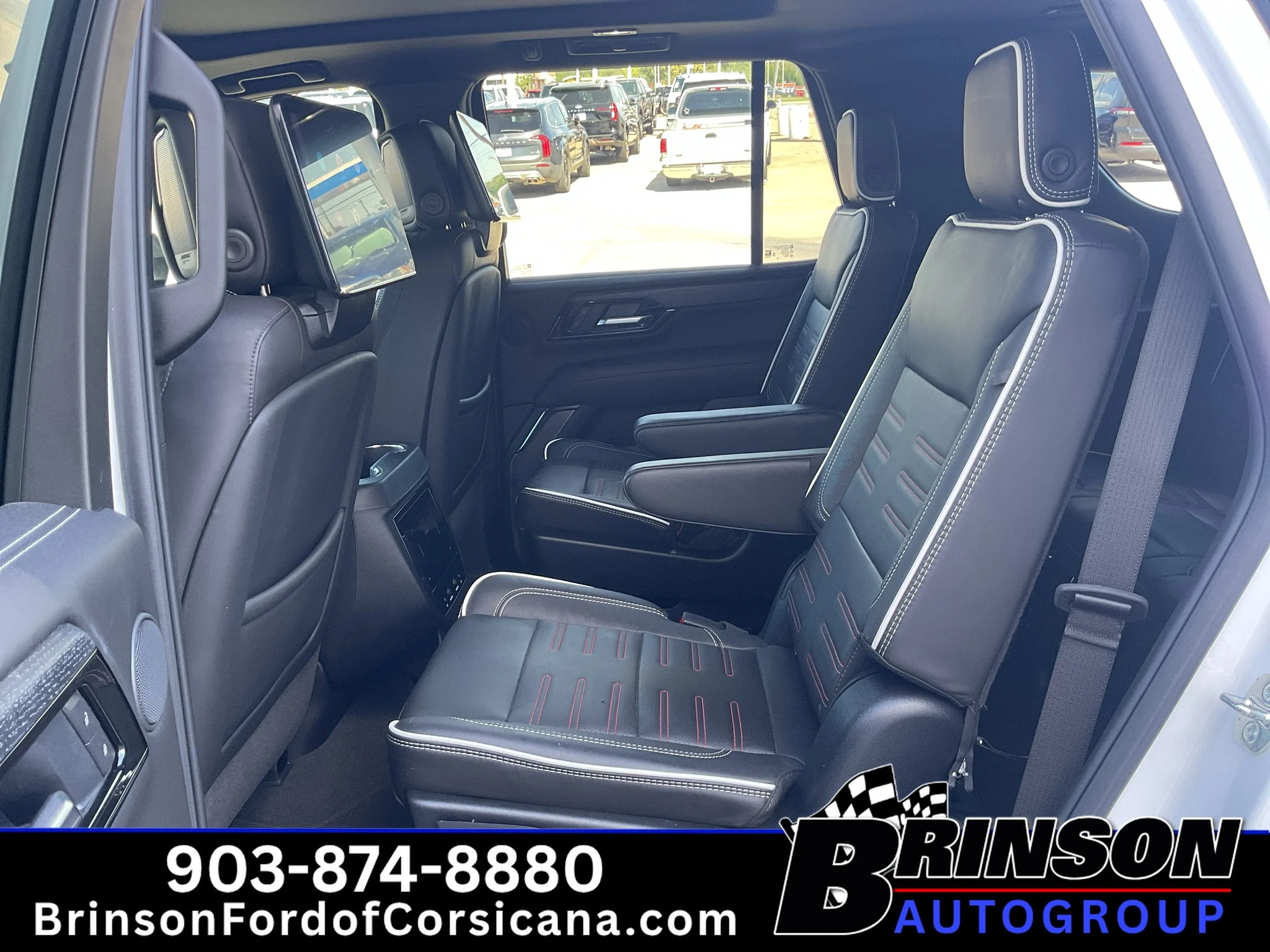 Used 2025 Summit White GMC AT4 Ultimate image 20