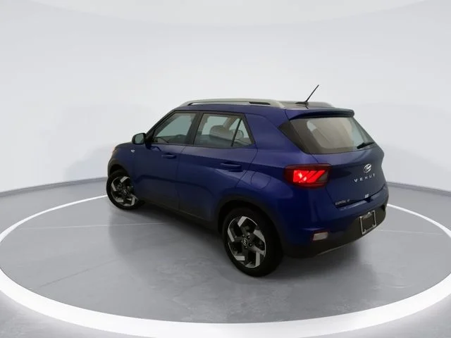 Used 2026 Blue Hyundai SEL image 4