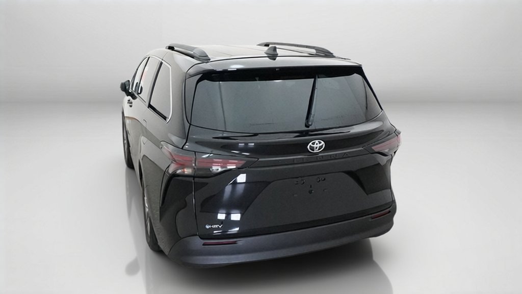 New 2026 Midnight Black Metallic Toyota LE image 43