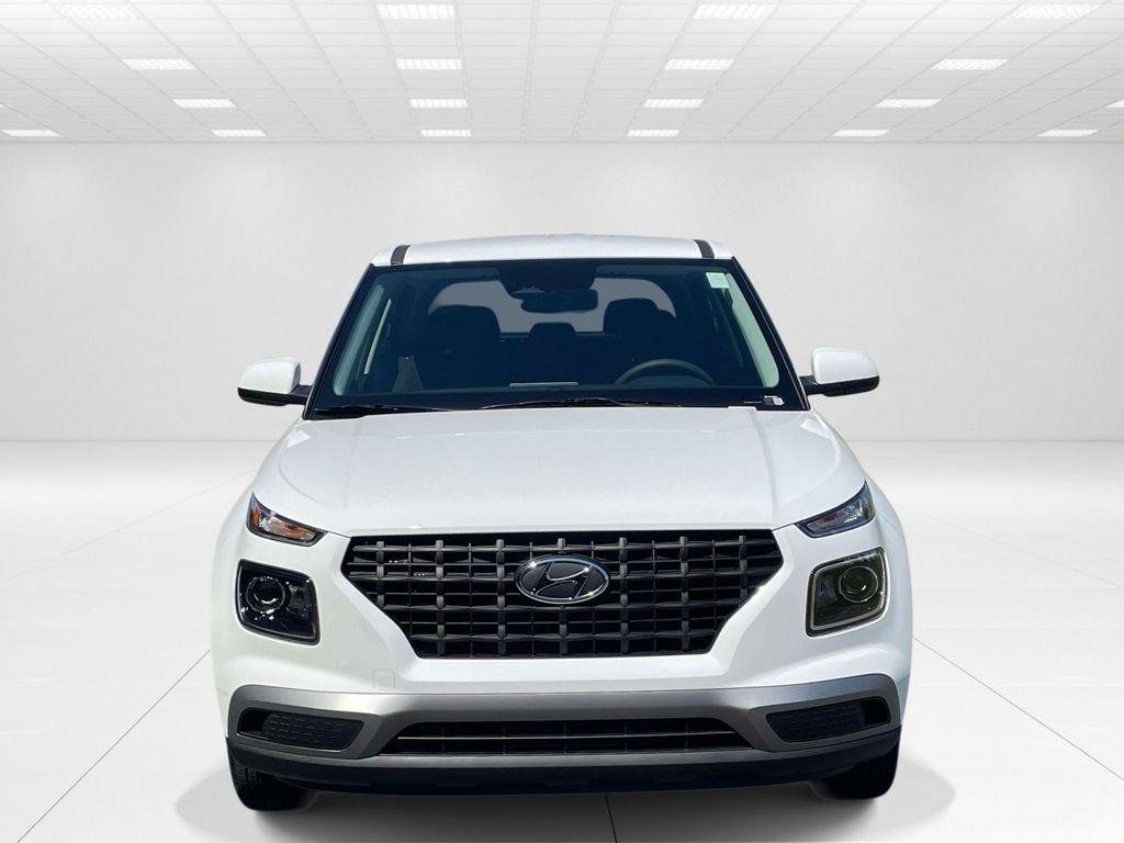 New 2026 White Hyundai SE image 2