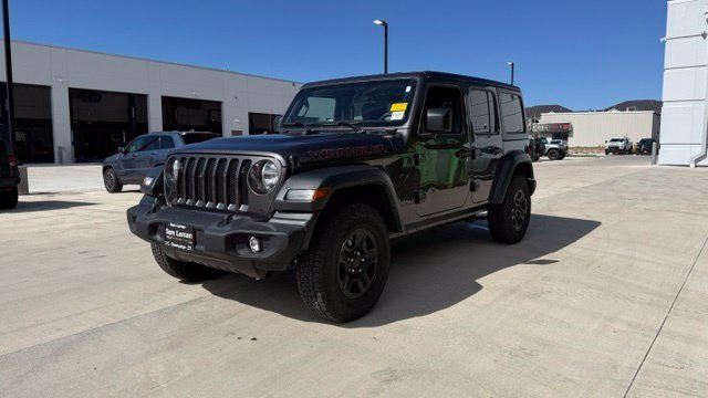 Used 2023 Gray Jeep Sport image 7