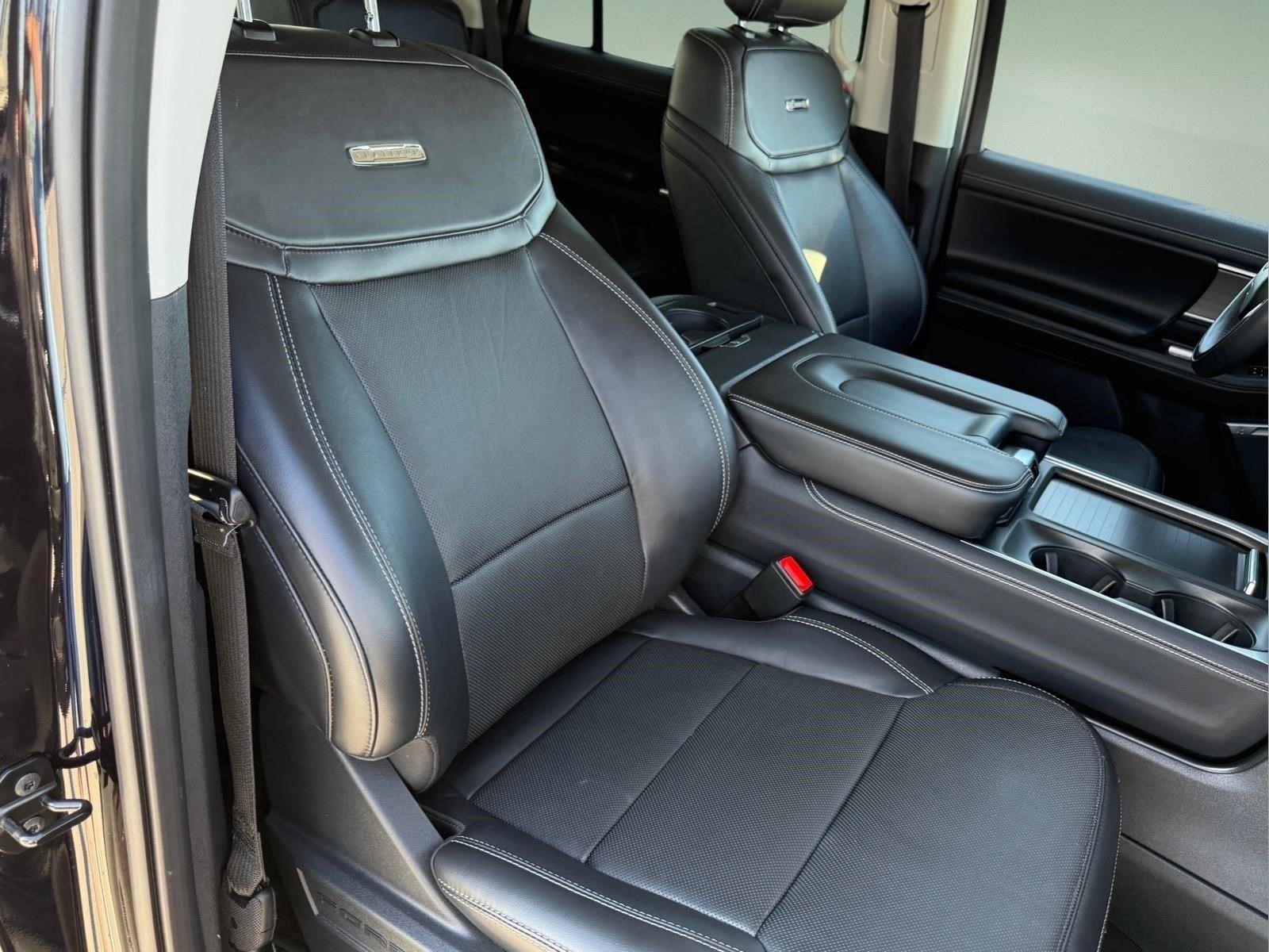 Used 2025 Agate Black Ford Platinum image 20