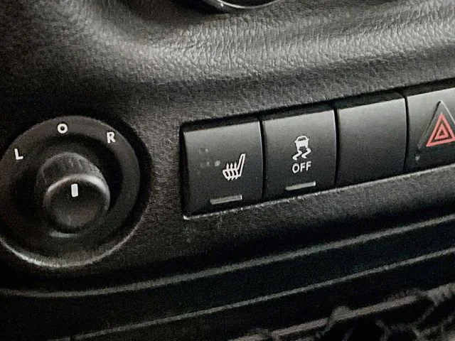 Used 2017 Gray Jeep Unlimited Sahara image 19