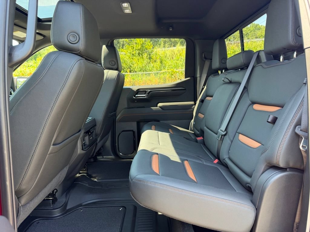 2026 GMC Sierra 1500 AT4 - Photo 7