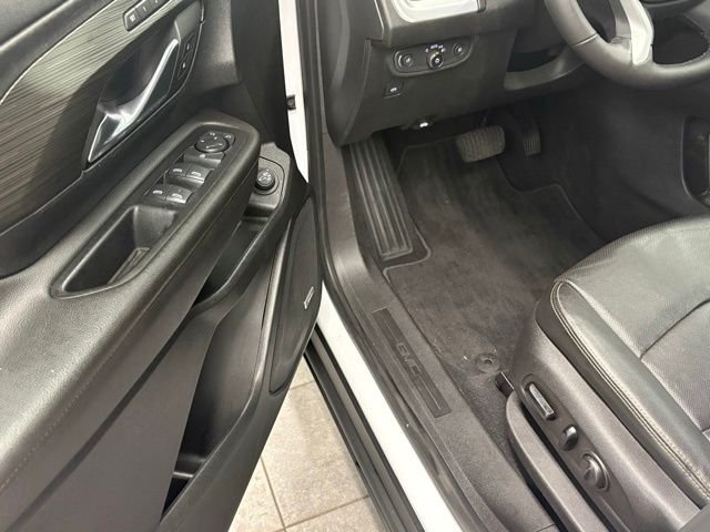 Used 2021 White GMC SLT image 13