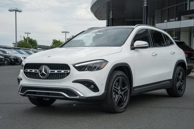 New 2026 Polar White Mercedes-Benz GLA 250 image 47