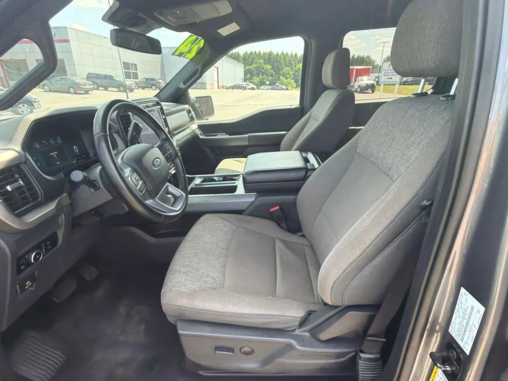 Used 2024 Gray Ford XLT image 20