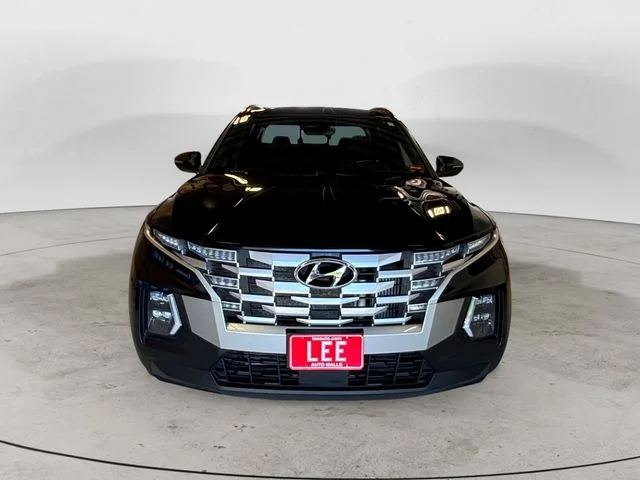 Used 2023 Black Hyundai SEL Premium image 9