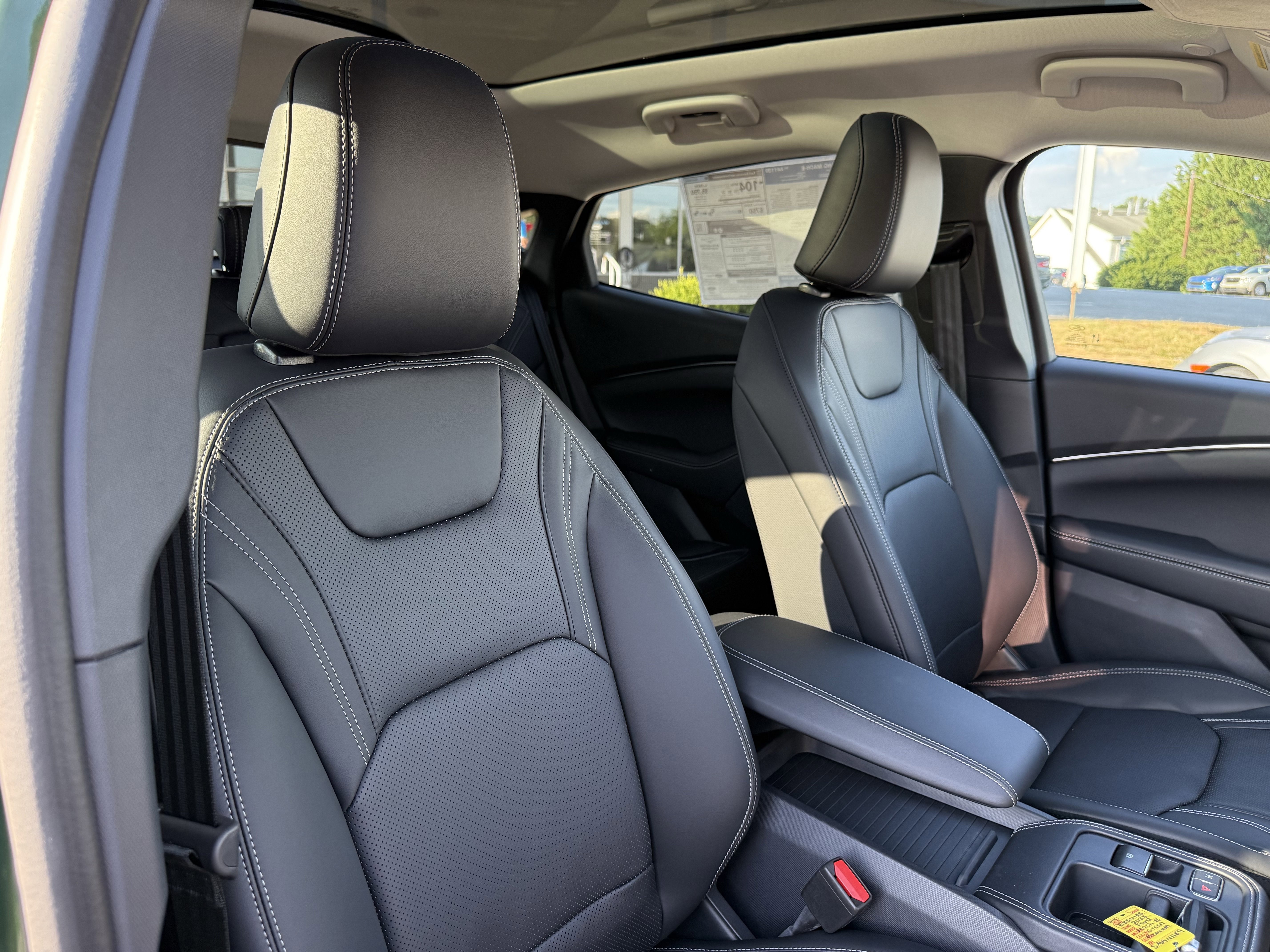 2025 Ford Mustang Mach-E Premium - Photo 37