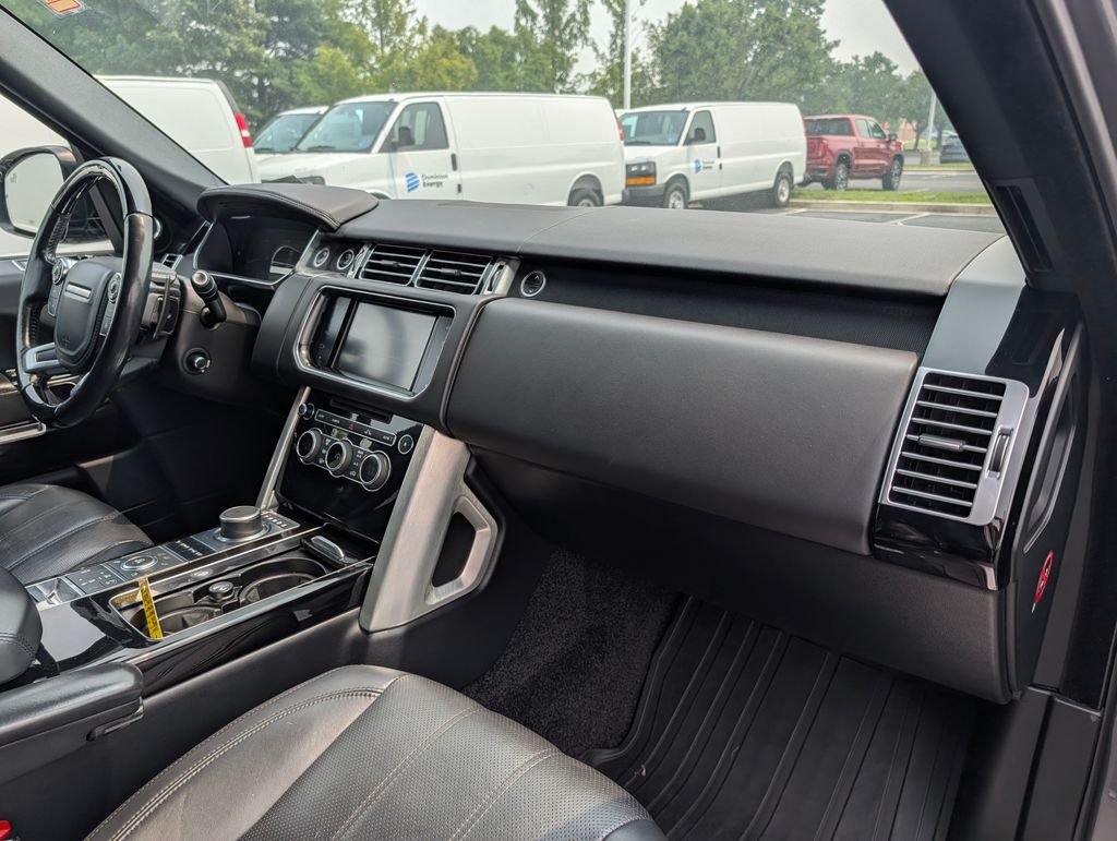 Used 2016 Gray Land Rover 5.0L V8 Supercharged image 14