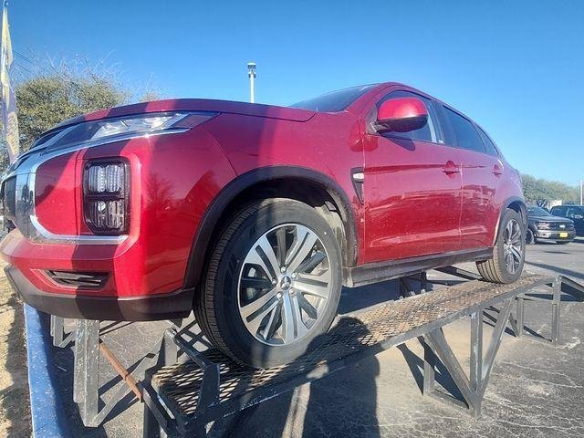 Used 2021 Red Mitsubishi 2.0 ES 2WD image 5
