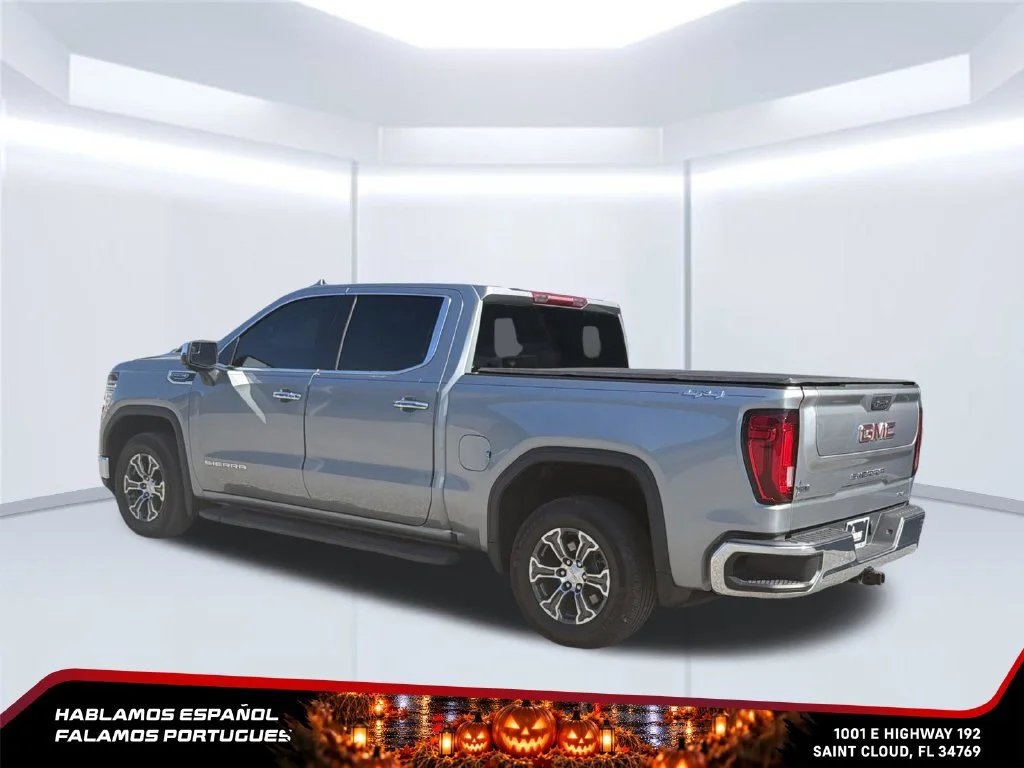 Used 2024 Sterling Metallic GMC SLT image 4