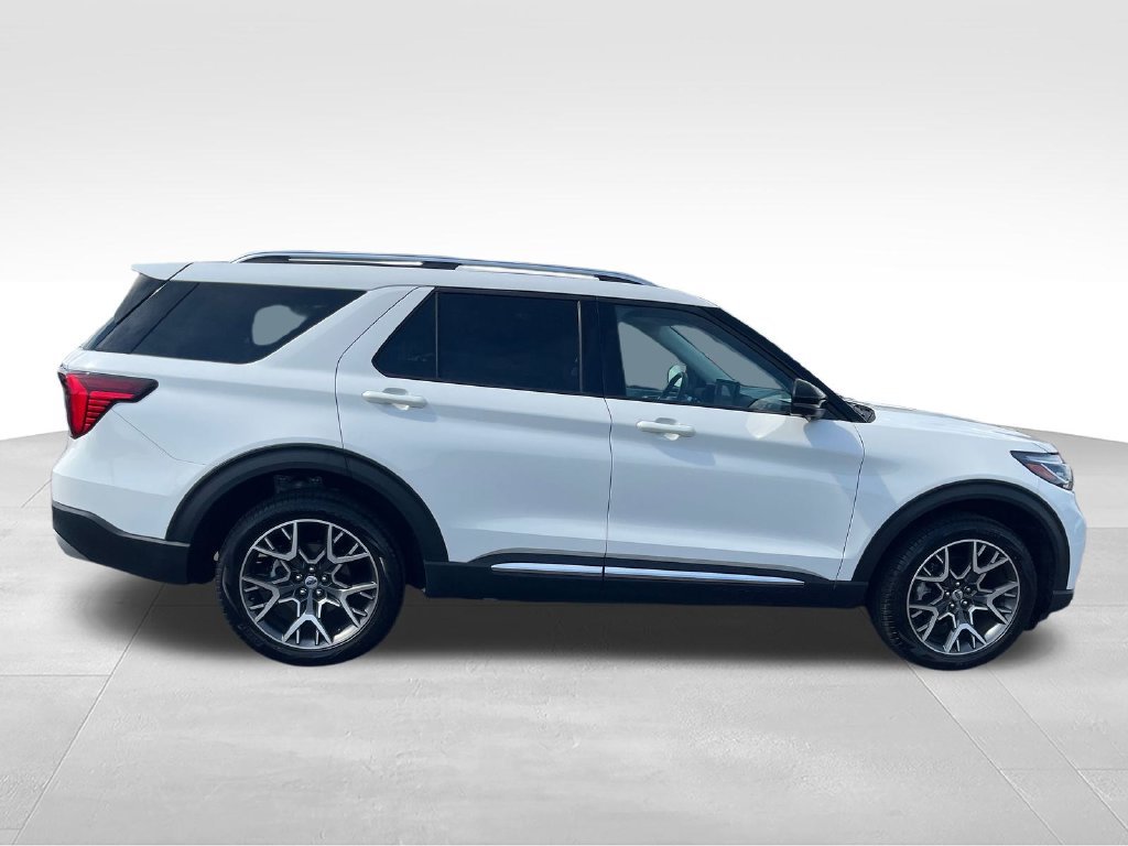 Used 2025 White Ford Platinum image 6