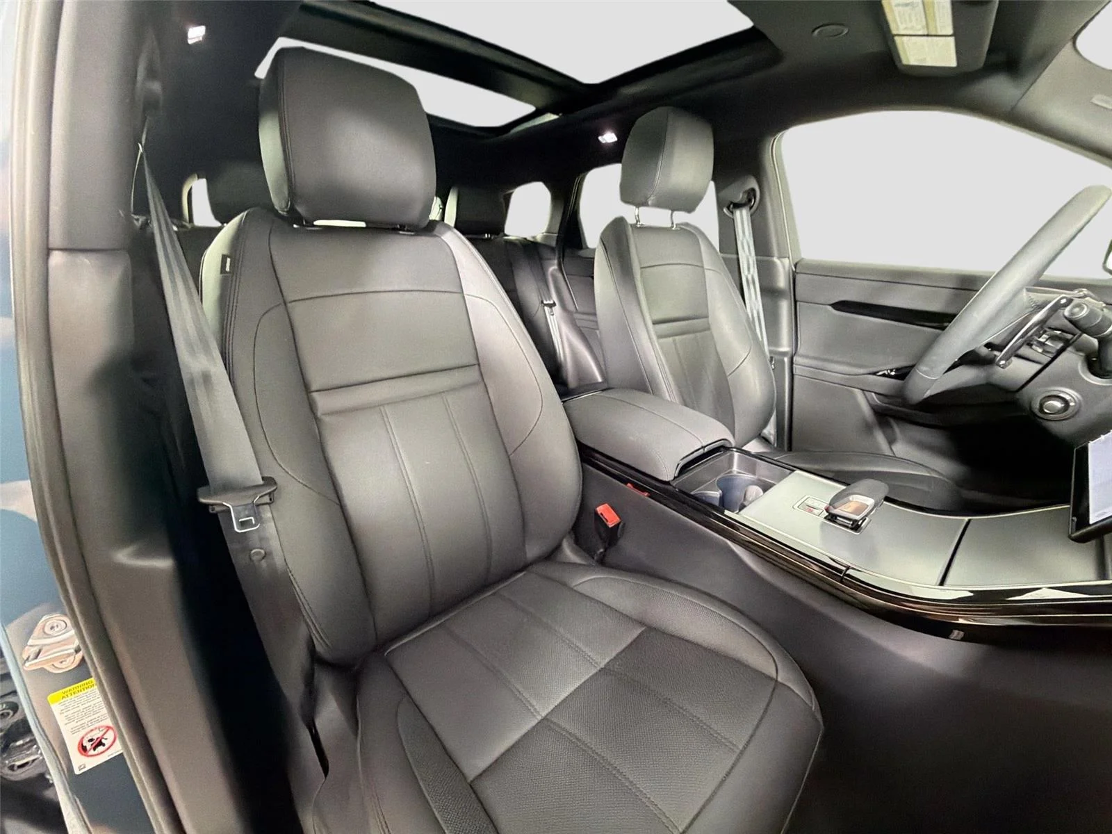 Used 2025 Tribeca Blue Land Rover Core S P250 image 28