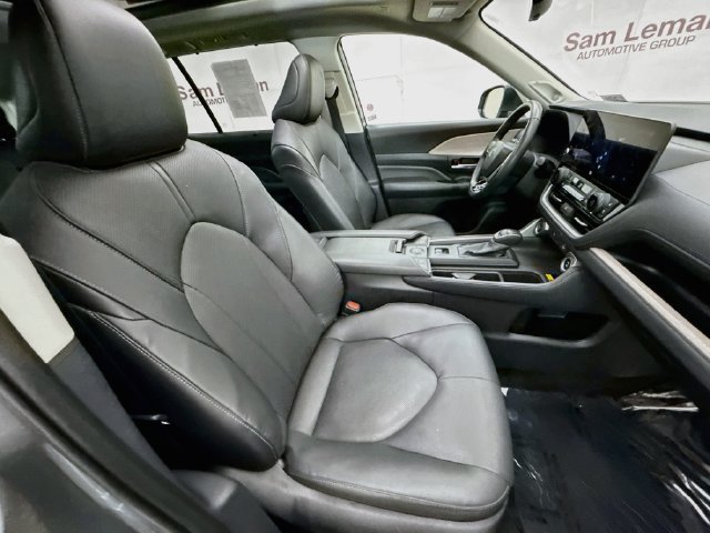 2025 Toyota Grand Highlander Limited - Photo 30