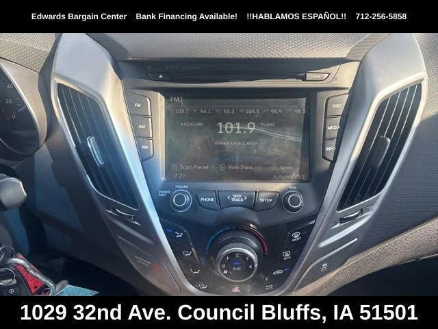 Used 2012 Gray Hyundai Base image 20