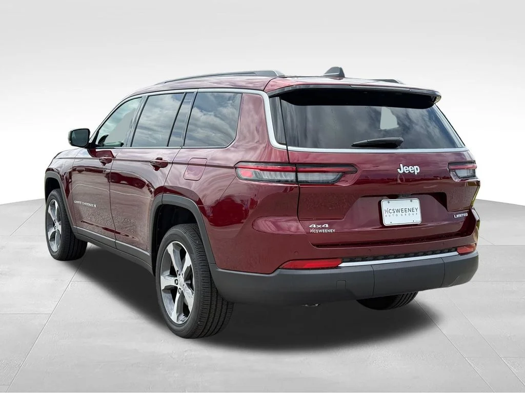 New 2026 Velvet Red Pearl-Coat Exterior Paint Jeep Limited image 3