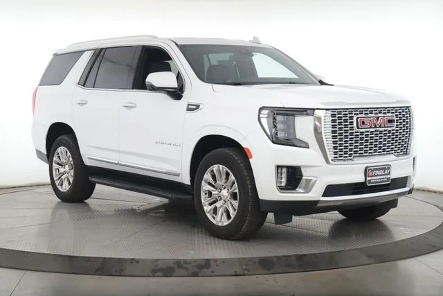 Used 2023 White GMC Denali image 2