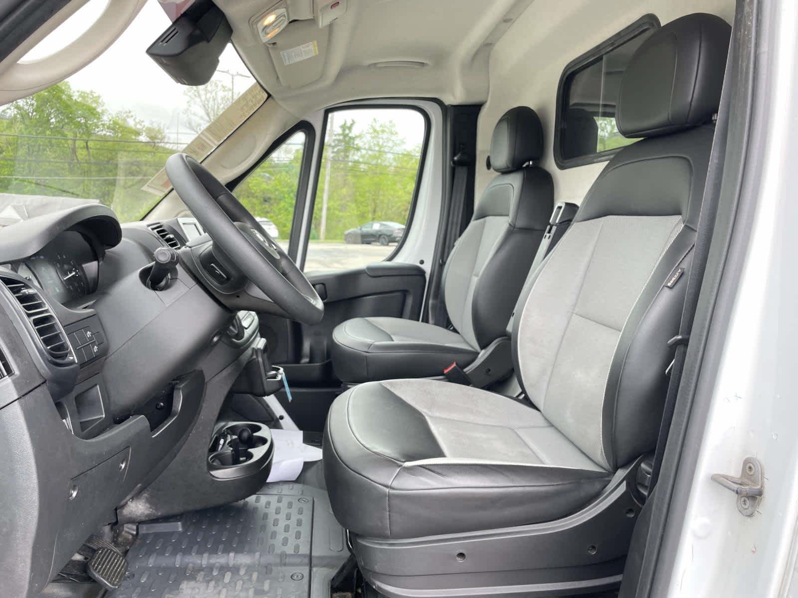 Used 2023 Bright White Clearcoat Ram  image 16
